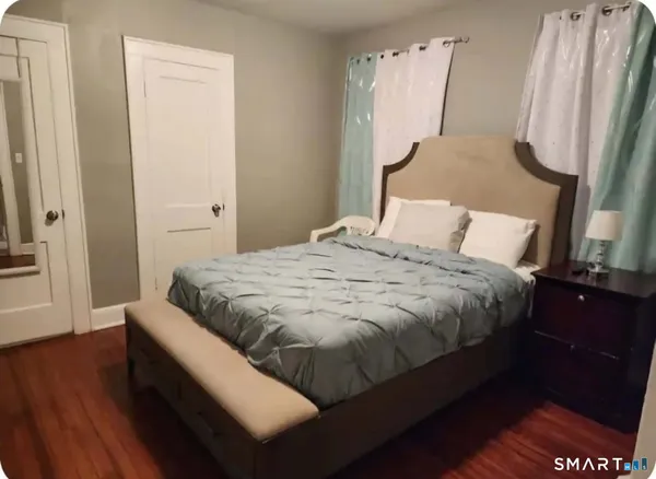 $2,400 | 183 Harlem Avenue, Unit 1, Bridgeport, CT 06606