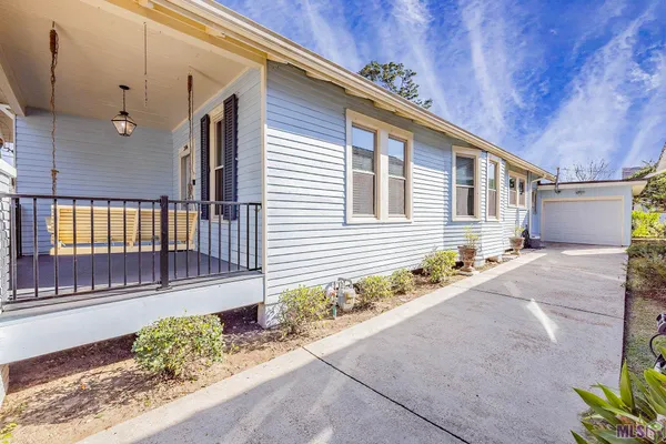 $320,000 | 306 East 2nd Street, Thibodaux, LA 70301