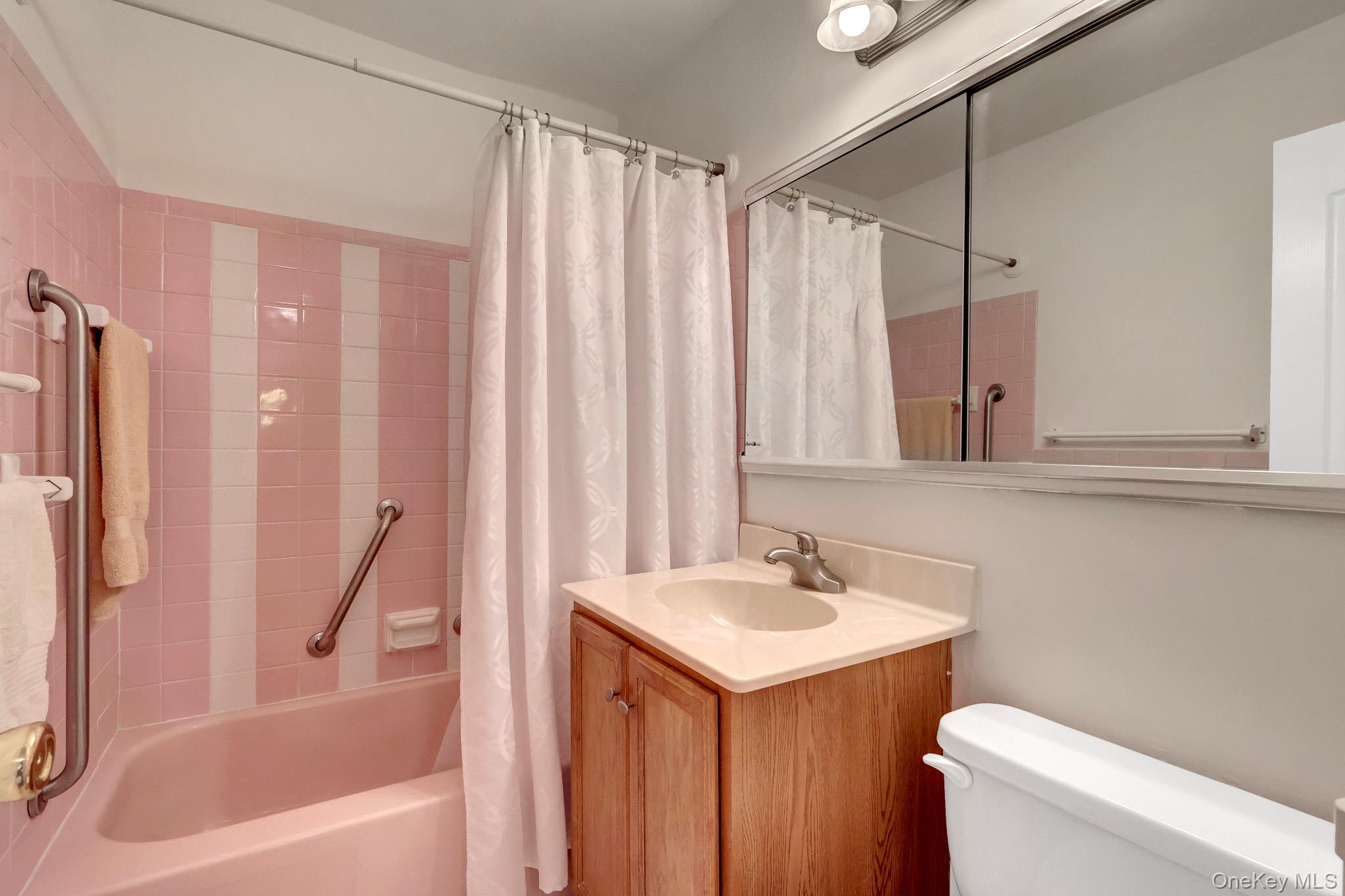700 Shore Road, Unit 4K Long Beach, NY 11561 - Photo 10 of 39 Gallery Image 10