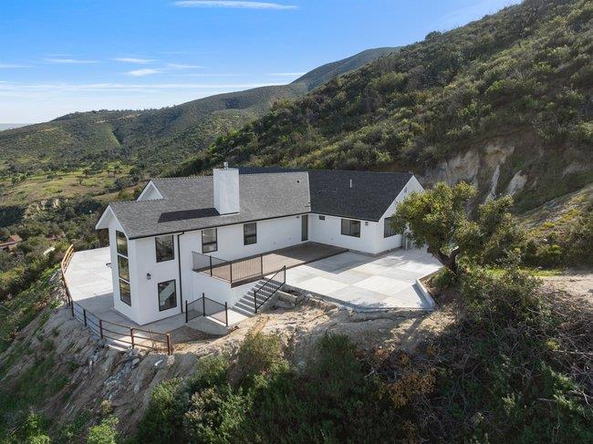 228 Pine Canyon Road Salinas, CA 93908 - Photo 2 of 64