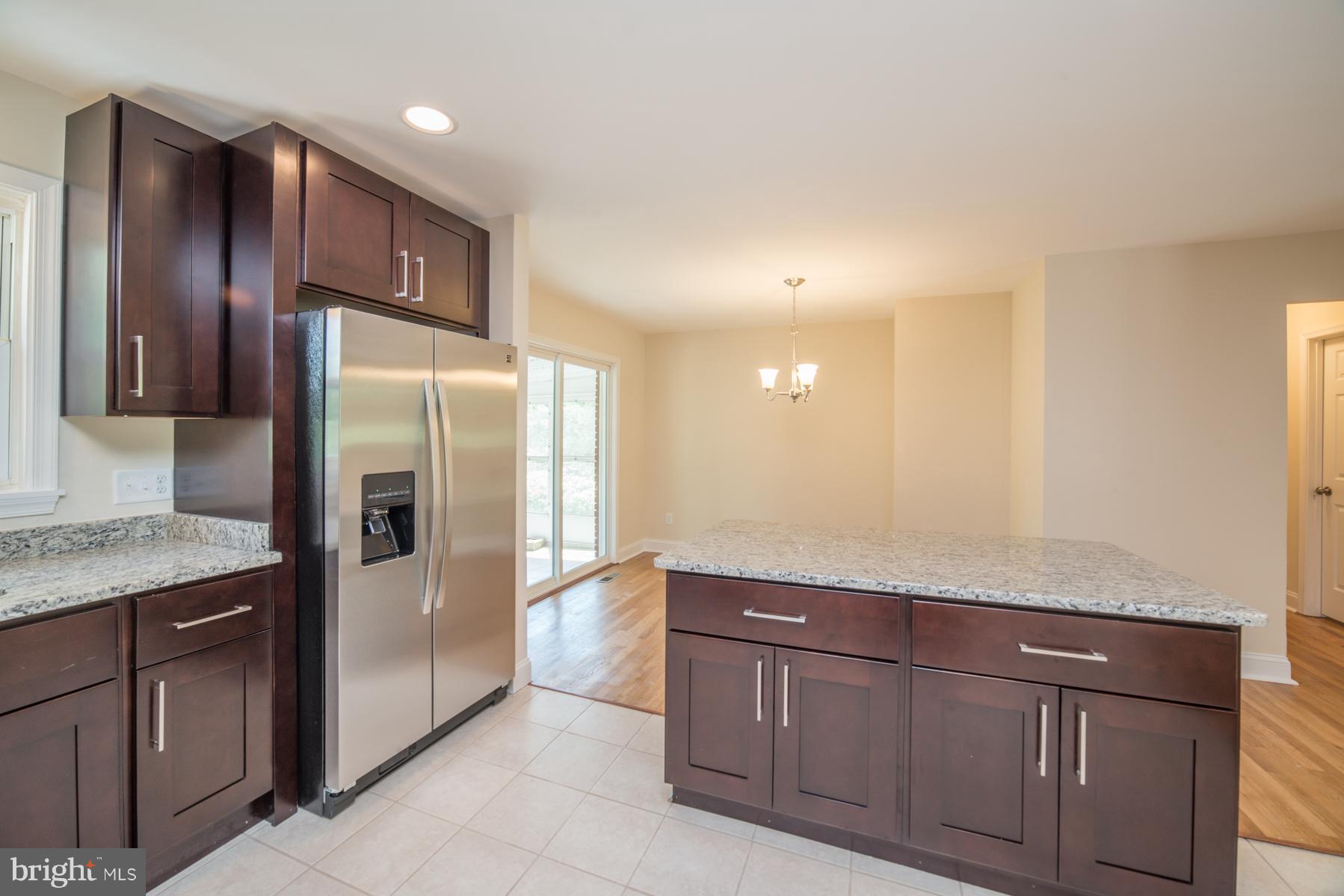 5617 Northgreen Road Baltimore, MD 21244 - Photo 11 of 27 Kitchen