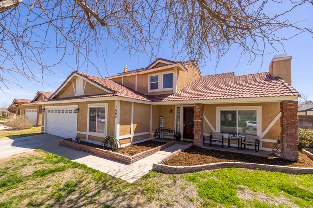 $519,999 | 1662 West Lumber Street, Lancaster, CA 93534