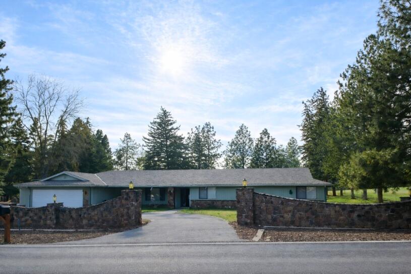 1645 Pine Grove Road Klamath Falls, OR 97603 - Photo 1 of 1 pine grove
