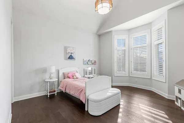 $2,500,000 | 18355 Nicklaus Way, Eden Prairie, MN 55347