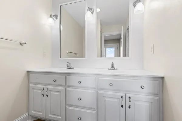 $2,500,000 | 18355 Nicklaus Way, Eden Prairie, MN 55347