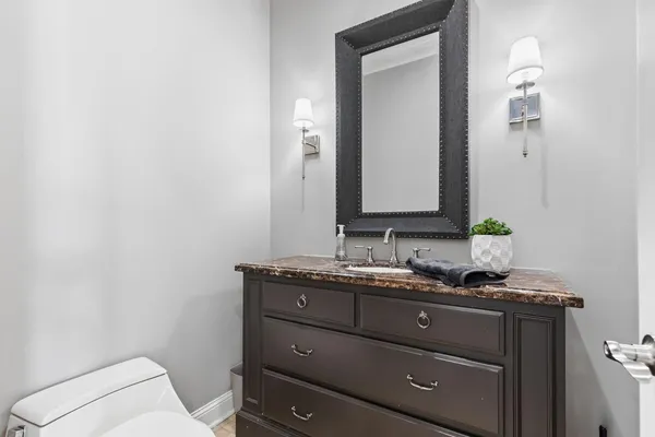 $2,500,000 | 18355 Nicklaus Way, Eden Prairie, MN 55347