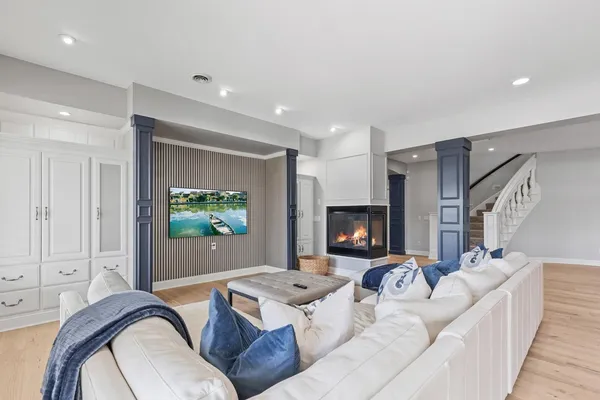 $2,500,000 | 18355 Nicklaus Way, Eden Prairie, MN 55347