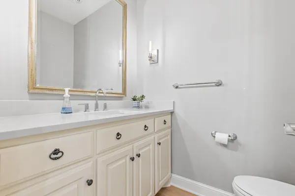 $2,500,000 | 18355 Nicklaus Way, Eden Prairie, MN 55347