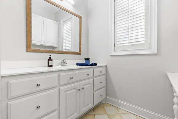 $2,500,000 | 18355 Nicklaus Way, Eden Prairie, MN 55347