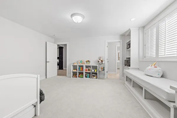 $2,500,000 | 18355 Nicklaus Way, Eden Prairie, MN 55347