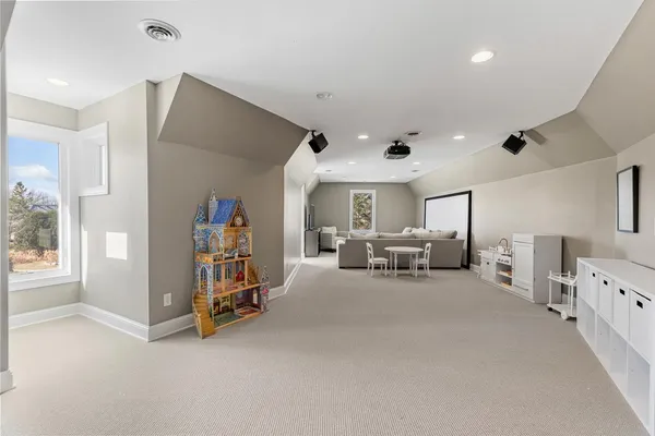 $2,500,000 | 18355 Nicklaus Way, Eden Prairie, MN 55347