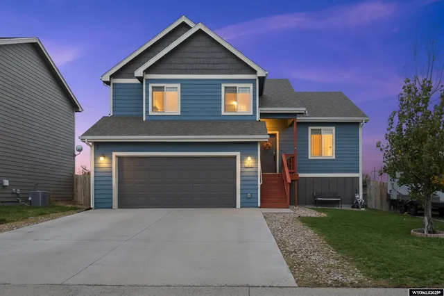 $385,000 | 4858 Pontiac Street, Mills, WY 82644