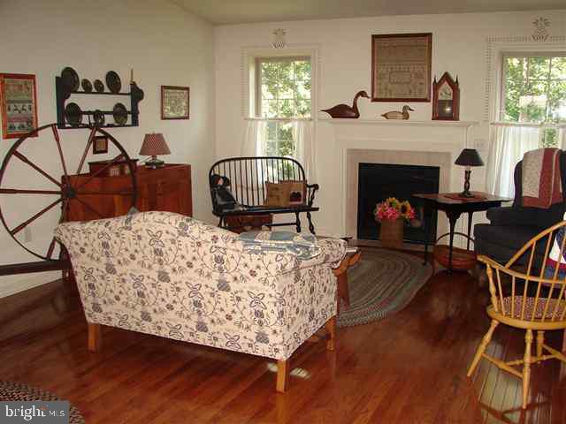 22 Ridge Avenue Carlisle, PA 17013 - Photo 4 of 19 Gallery Image 4