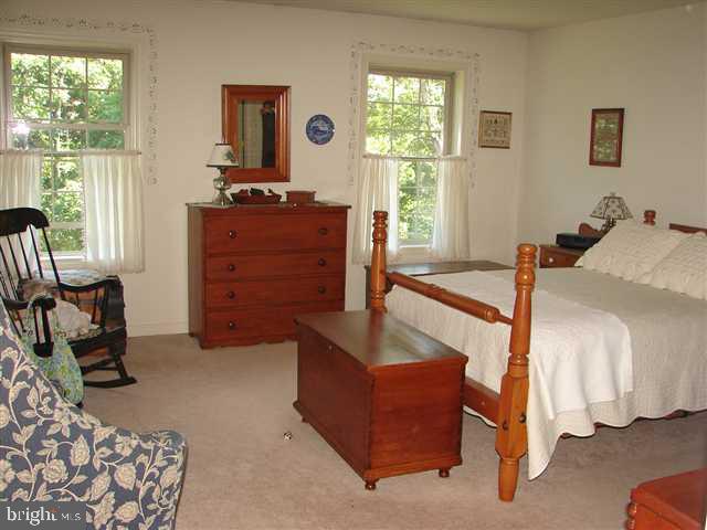 22 Ridge Avenue Carlisle, PA 17013 - Photo 10 of 19 Gallery Image 10