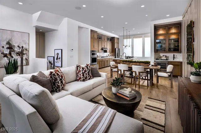 $650,000 | 1537 Stone Perch Street, Las Vegas, NV 89138