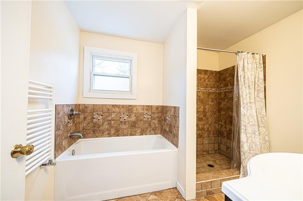 2964 Fernwald Road Pittsburgh, PA 15217 - Photo 14 of 25 Gallery Image 14