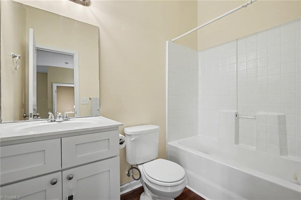 3813 Tarrant Trace Circle High Point, NC 27265 - Photo 16 of 27