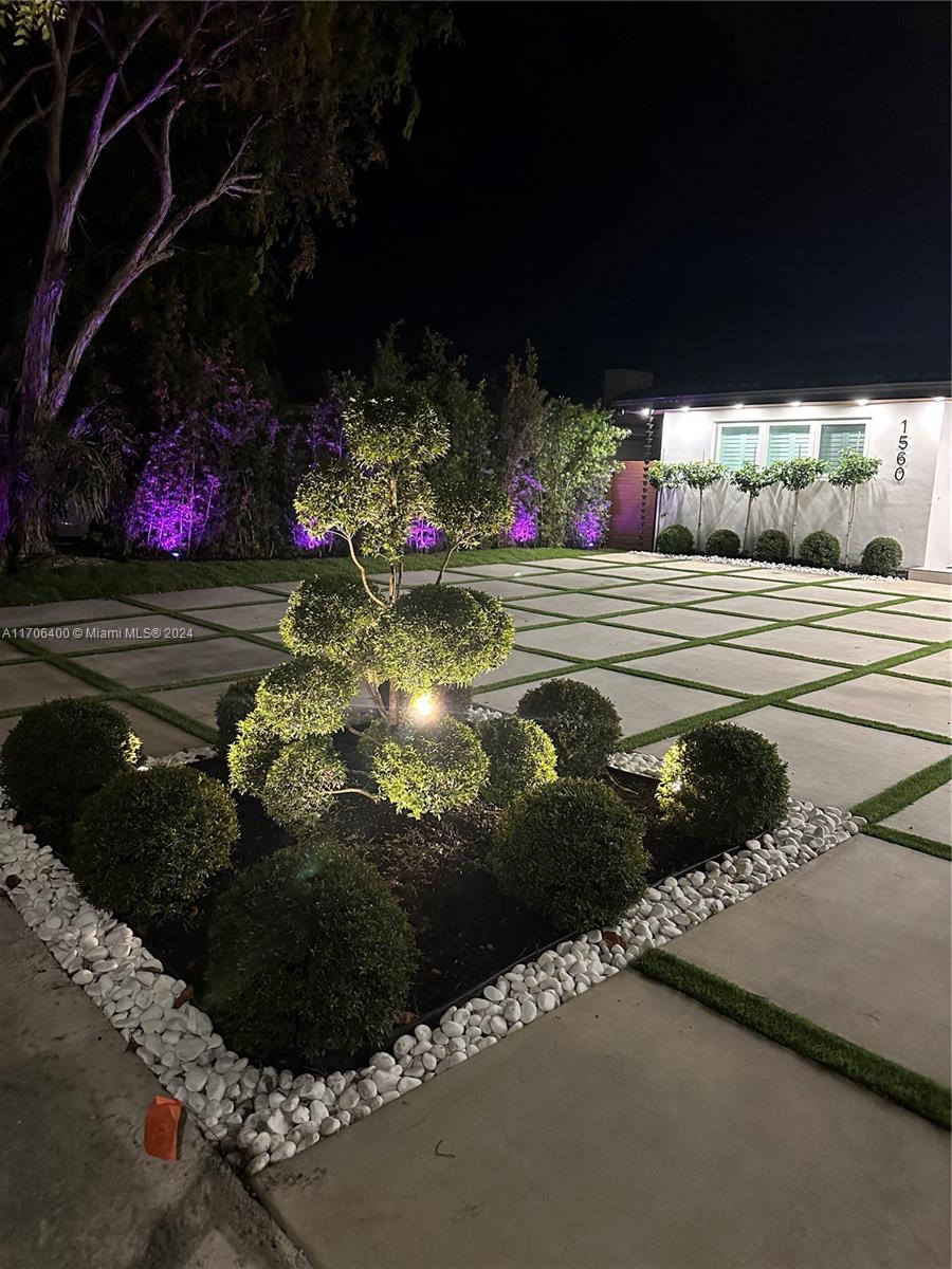 1560 Cleveland Road Miami Beach, FL 33141 - Photo 4 of 8