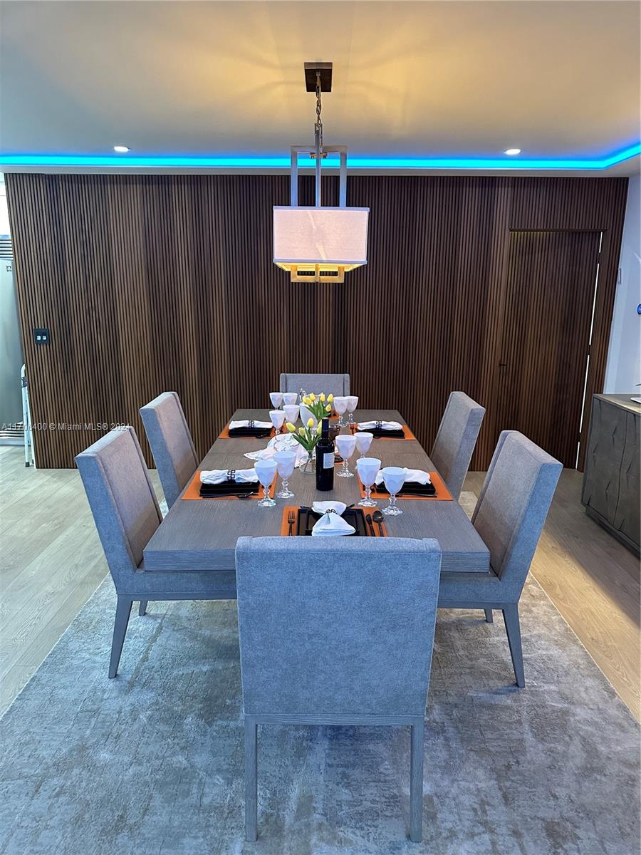 1560 Cleveland Road Miami Beach, FL 33141 - Photo 6 of 8