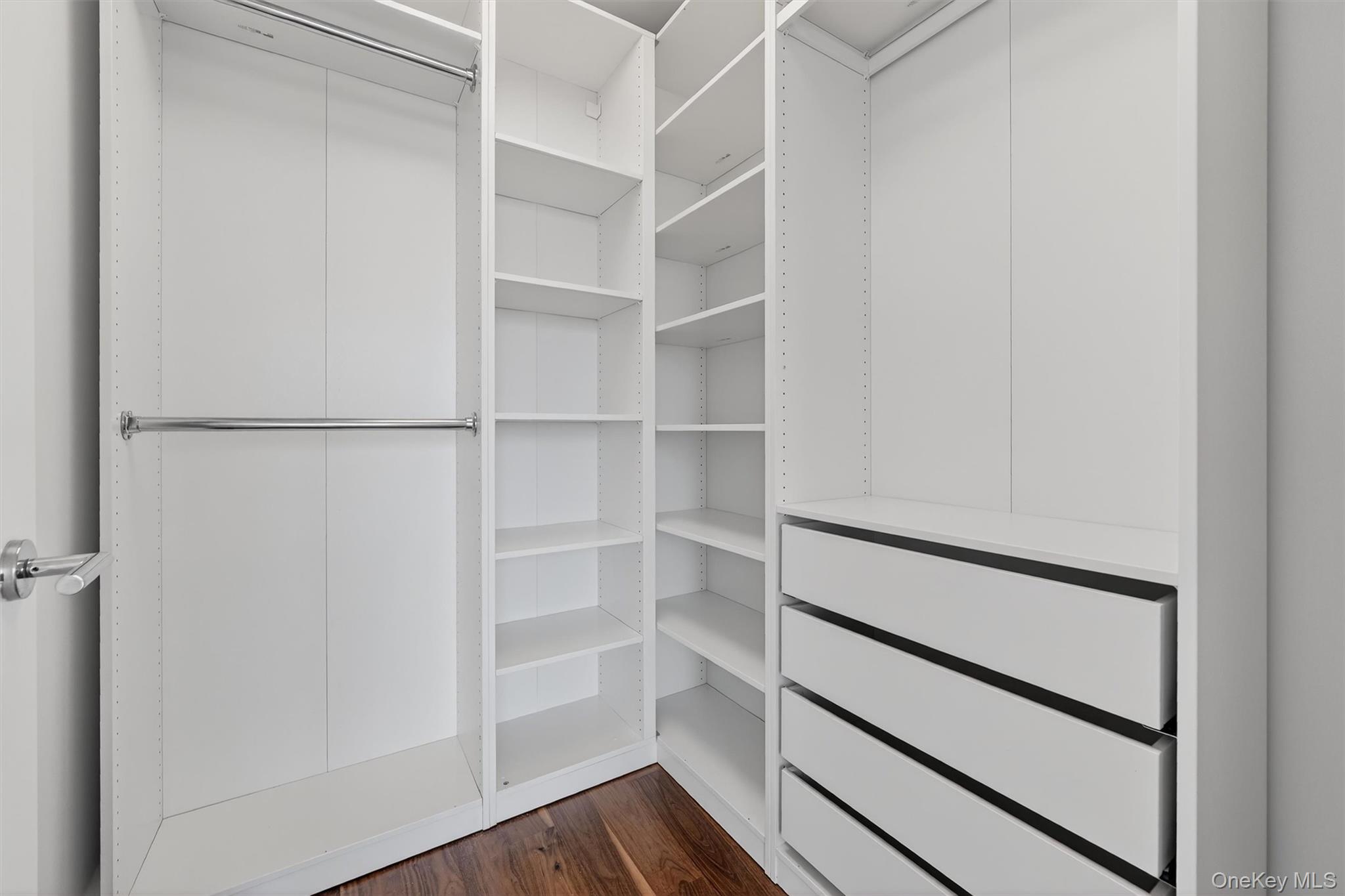 1 Renaissance Square, Unit V4E White Plains, NY 10601 - Photo 18 of 26 2nd Bedroom Closet