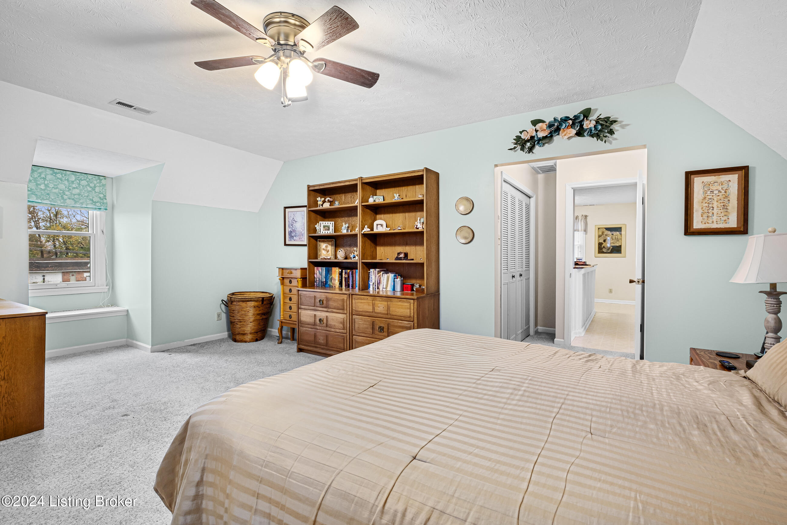 3823 Poplar Level Road Louisville, KY 40213 - Photo 20 of 28 Primary Bedroom