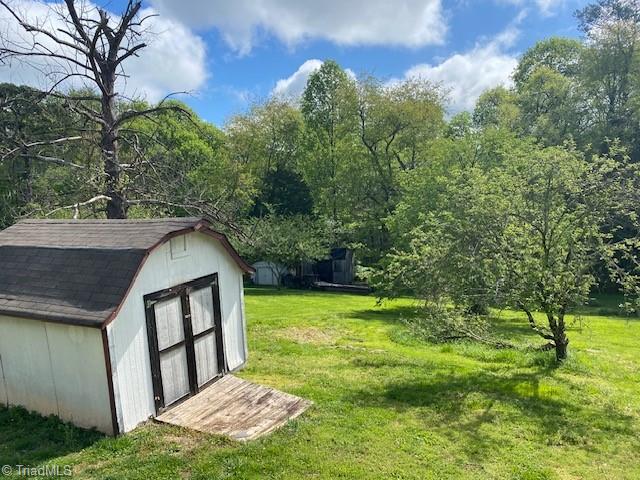 1044 Traphill Road Hays, NC 28635 - Photo 10 of 11 Shed
