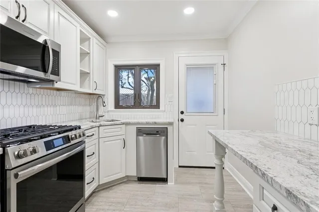 $1,800 | 1215 Brockenbraugh Court, Metairie, LA 70005