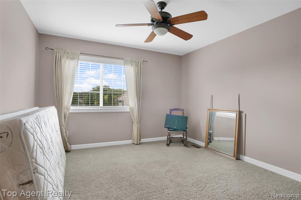 6369 Peach Tree Court Rochester Hills, MI 48306 - Photo 30 of 56 Gallery Image 30