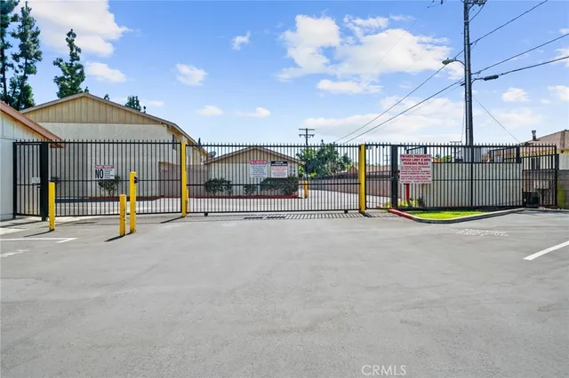 $610,000 | 5950 Imperial Highway, Unit 2, South Gate, CA 90280