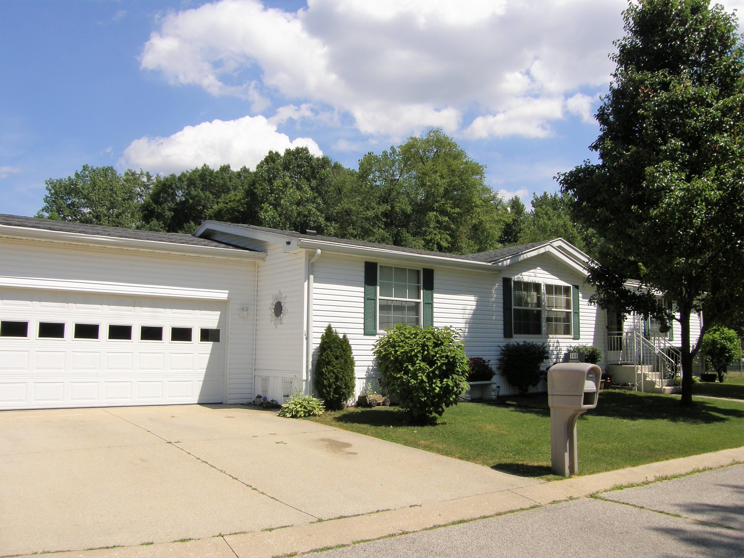 2006 Ontario Road, Unit 148 Niles, MI 49120 - Photo 3 of 47 148_3_Front