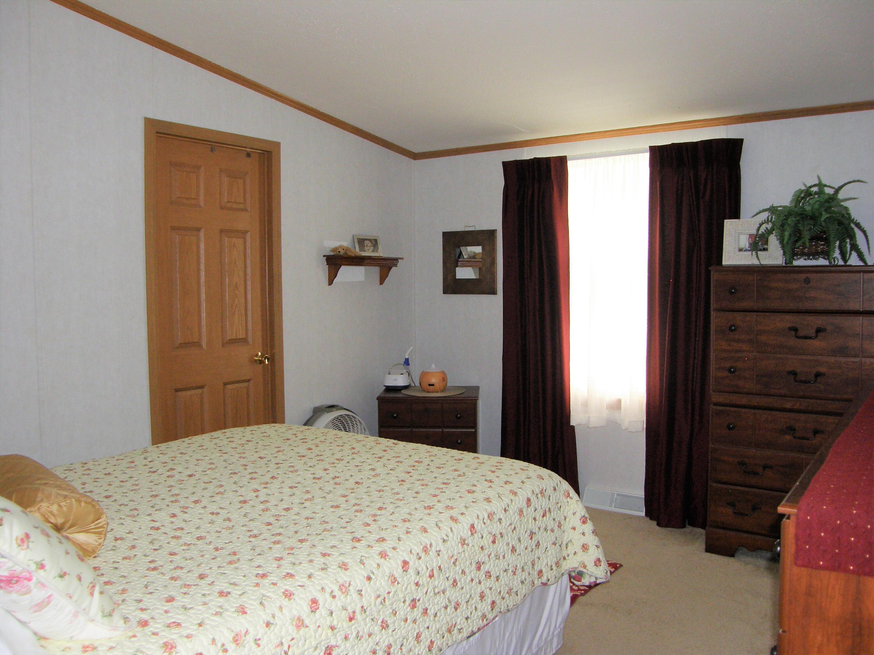 2006 Ontario Road, Unit 148 Niles, MI 49120 - Photo 33 of 47 148_33_Bedroom#2