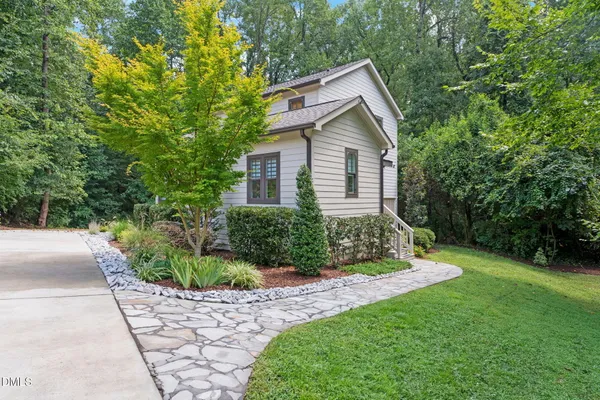 $3,495 | 1700 Evergreen Avenue, Raleigh, NC 27603