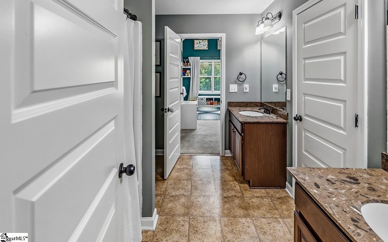 309 Chasemont Lane Simpsonville, SC 29680 - Photo 39 of 49