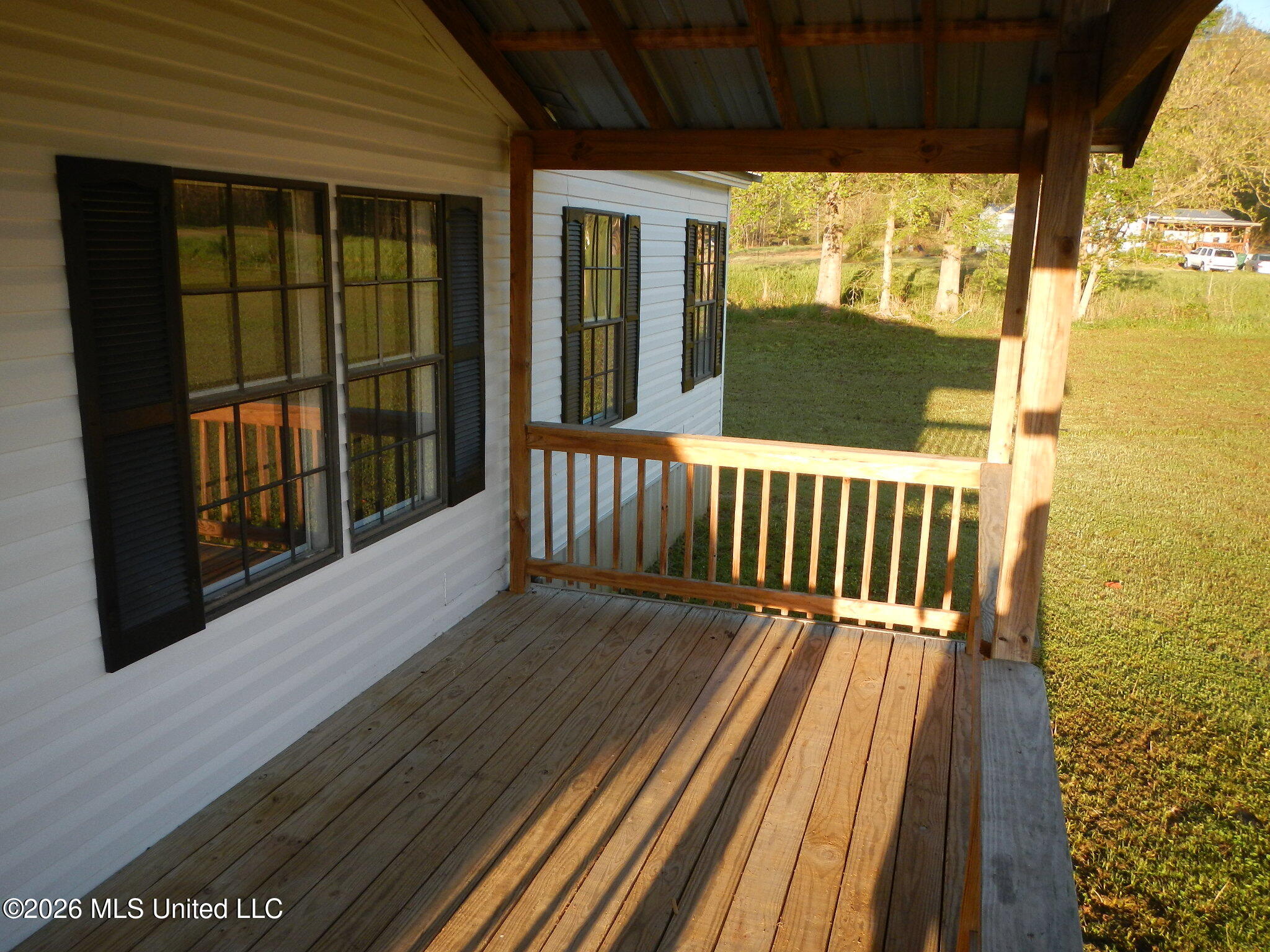 100 Rabbit Run Road Bolton, MS 39041 - Photo 5 of 29 DSCN0070