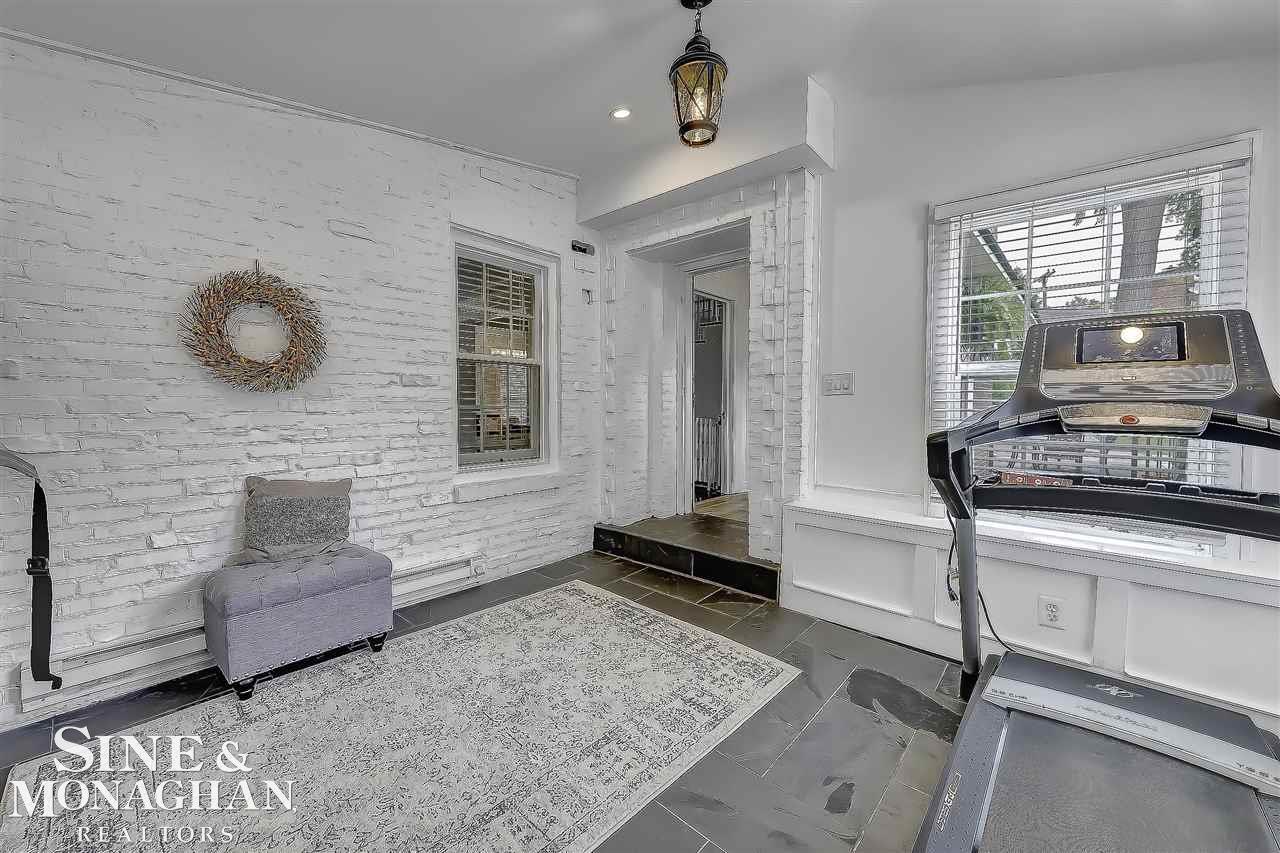 258 McMillan Road Grosse Pointe Farms, MI 48236 - Photo 19 of 41