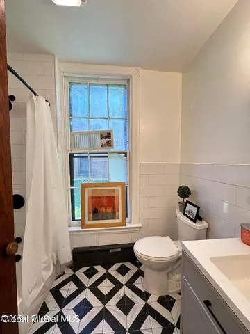 $1,650 | 2916 6th Avenue, Unit 1, Troy, NY 12180