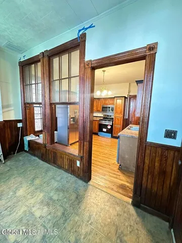 $1,650 | 2916 6th Avenue, Unit 1, Troy, NY 12180