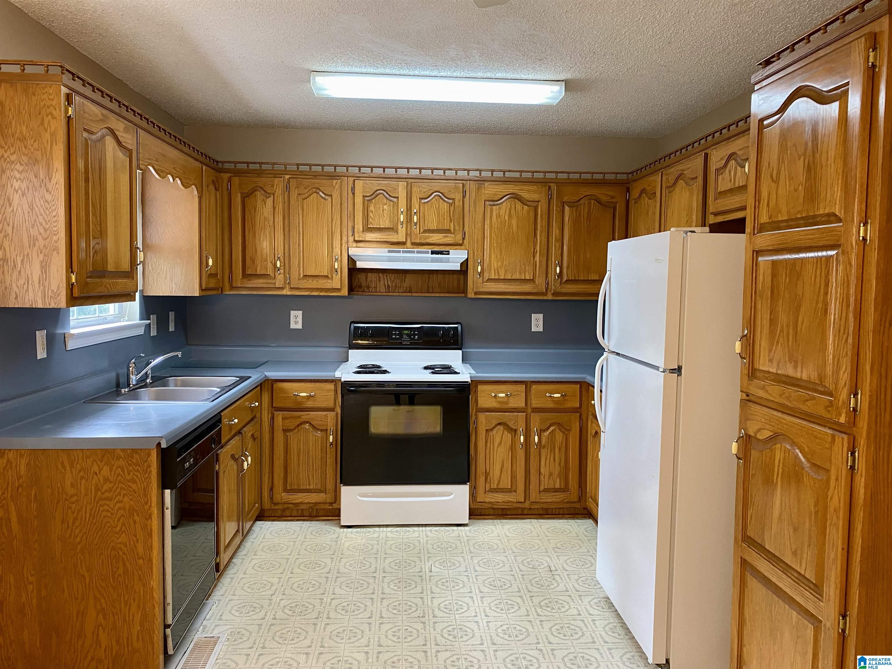 773 Odum Road Gardendale, AL 35071 - Photo 3 of 19 Gallery Image 3