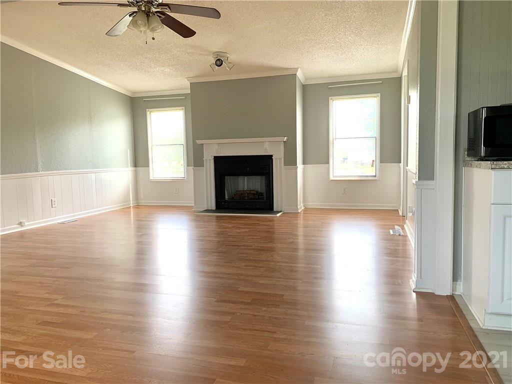 4433 Miami Church Road Concord, NC 28025 - Photo 3 of 19 Gallery Image 3