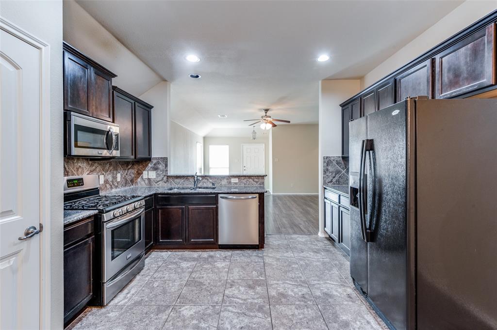 9908 Pronghorn Road McKinney, TX 75071 - Photo 10 of 26