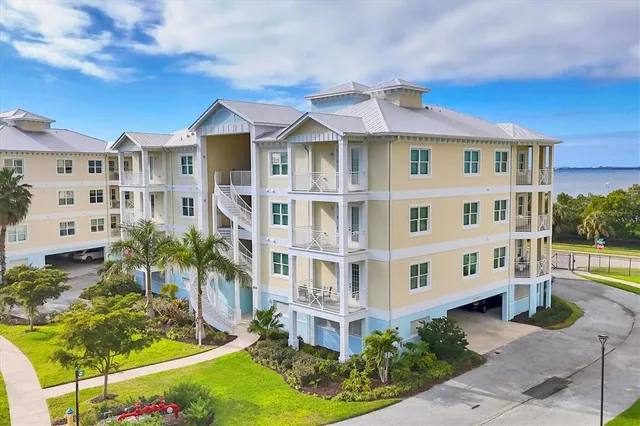 $619,000 | 3439 79th Street Circle West, Unit 201, Bradenton, FL 34209