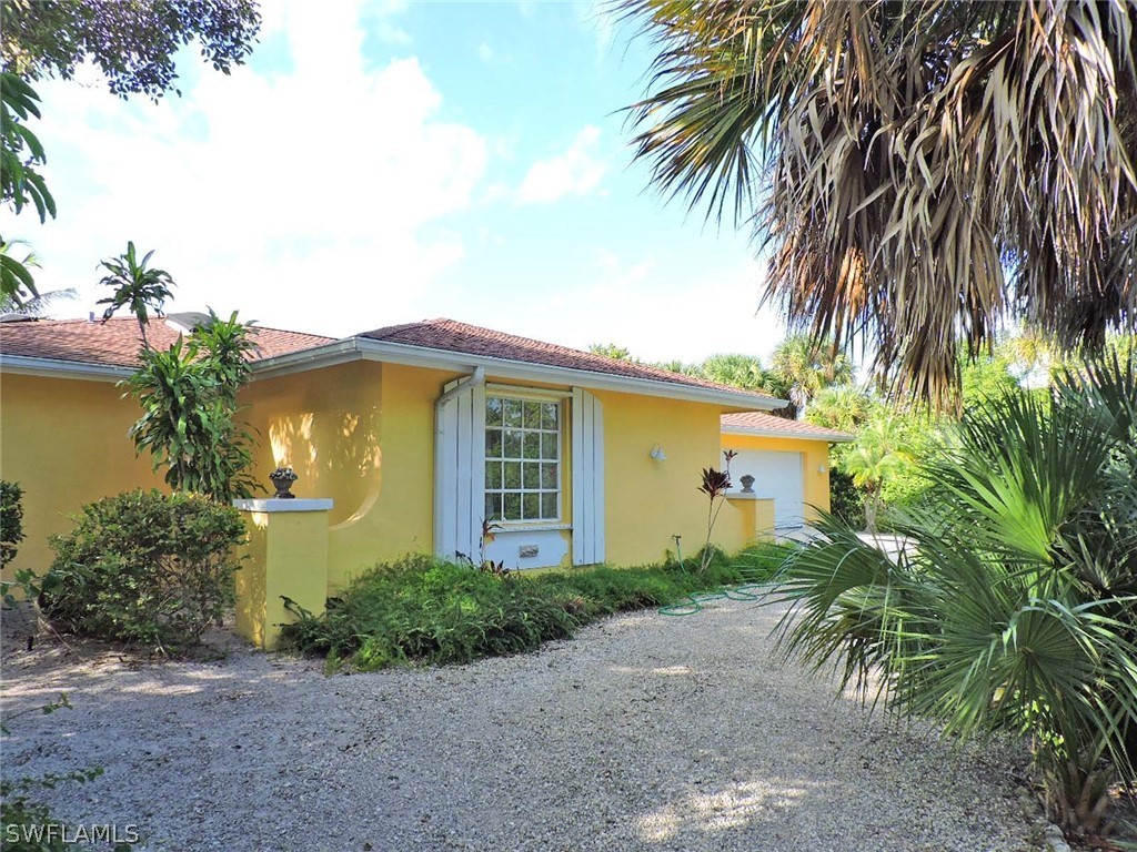 993 Fish Crow Road Sanibel, FL 33957 - Photo 2 of 29 Gallery Image 2