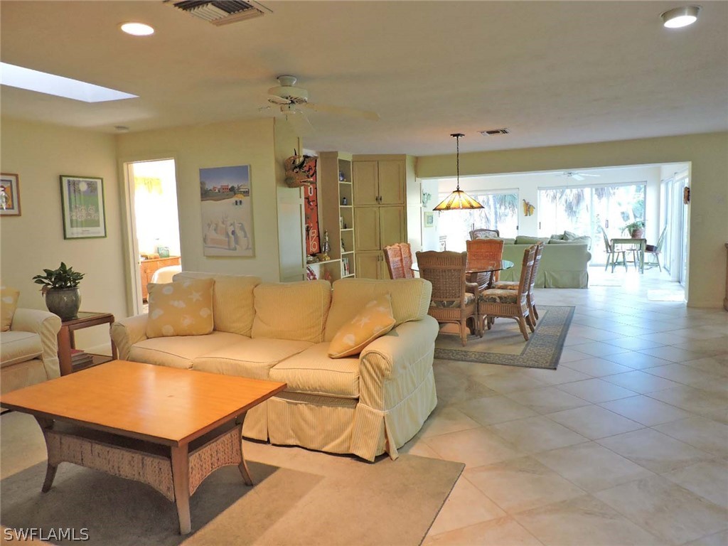 993 Fish Crow Road Sanibel, FL 33957 - Photo 7 of 29 Gallery Image 7