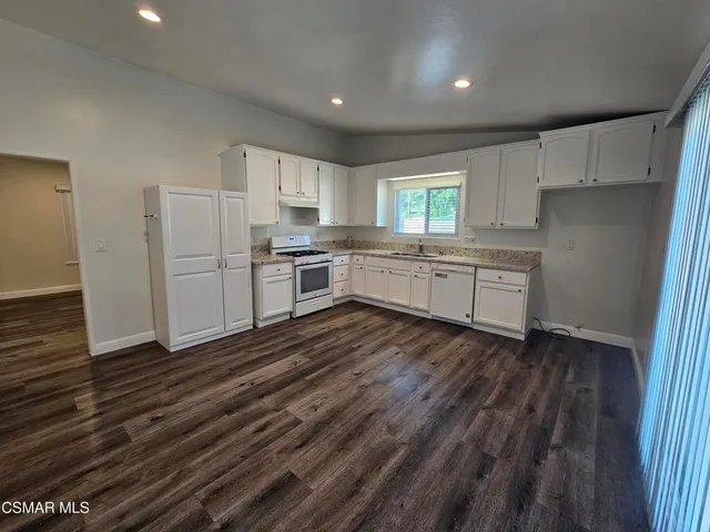 $3,900 | 14353 Loyola Street, Moorpark, CA 93021