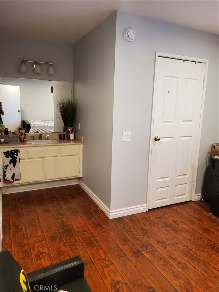 13540 Hubbard Street, Unit 10 Sylmar, CA 91342 - Photo 11 of 17