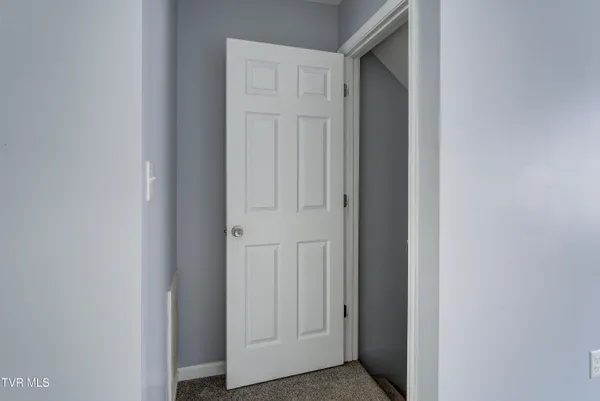 $1,700 | 220 Amanda Lane, Unit 1, Bristol, TN 37620