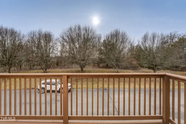 $1,700 | 220 Amanda Lane, Unit 1, Bristol, TN 37620