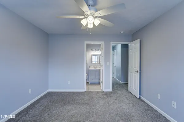 $1,700 | 220 Amanda Lane, Unit 1, Bristol, TN 37620