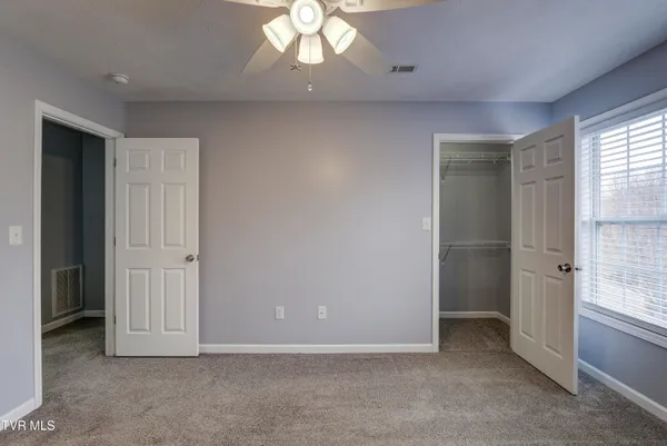 $1,700 | 220 Amanda Lane, Unit 1, Bristol, TN 37620