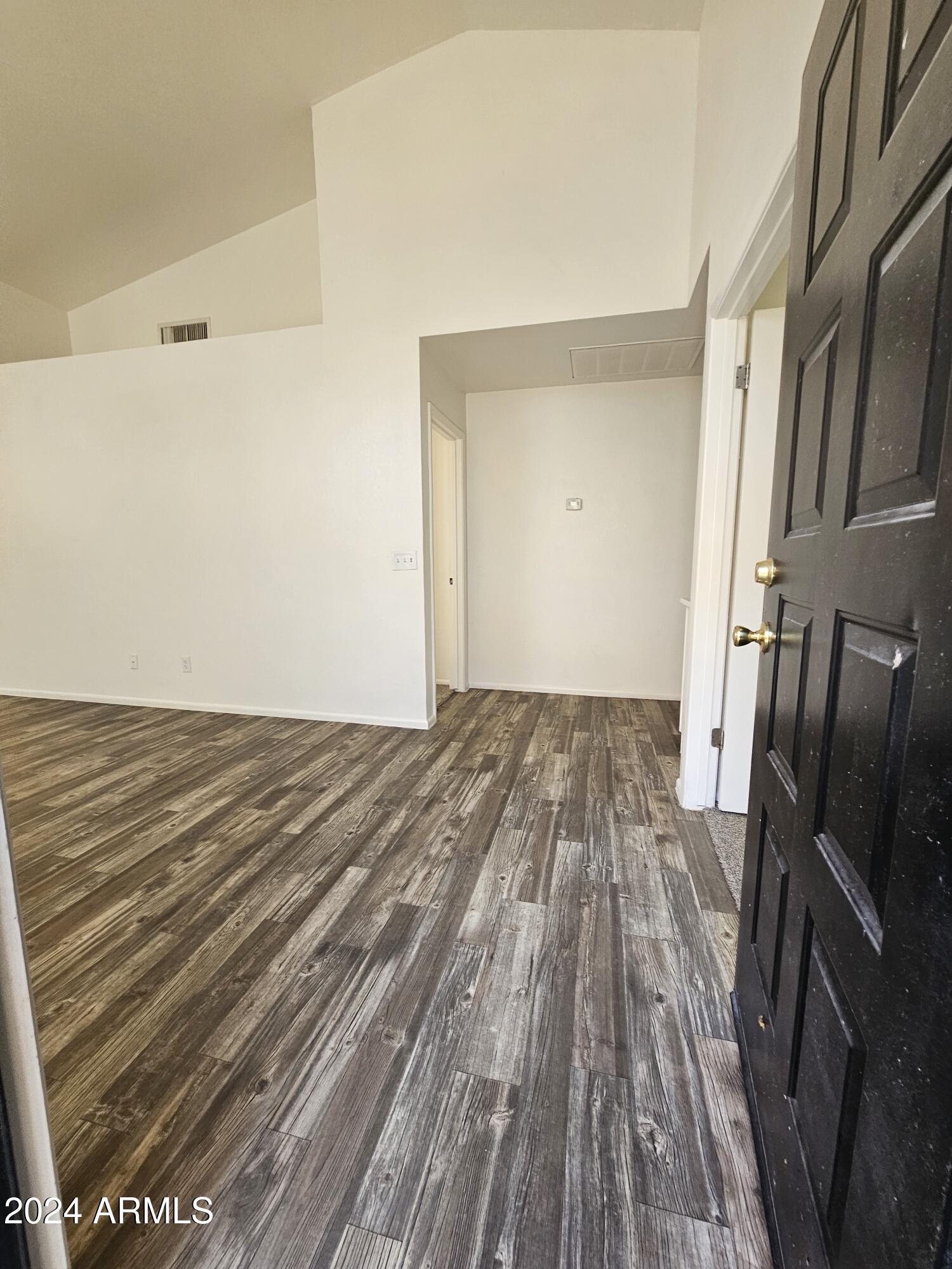 1743 East Carter Road Phoenix, AZ 85042 - Photo 2 of 25 Entry1